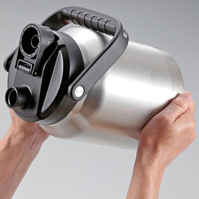 CAPTAINSTAG キャンプ アウトドア レジャー ジャグ 保冷 氷入れ アイスジャグ ウォータータンク 2.5L HDボトル UE-3529 UE-3530 パール金属株式会社 CAPTAINSTAG キャンプ アウトドア レジャー ジャグ 真空二重構造 保冷 アイスボックス 氷入れ アイスジャグ 送料無料_2