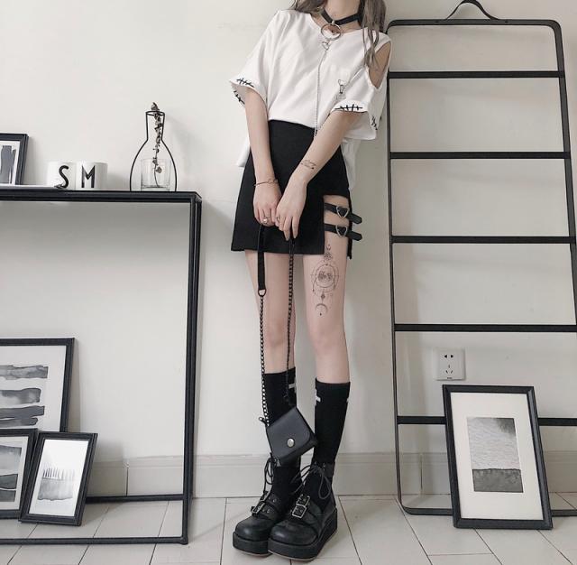 ゴスロリ ミニスカ 二連 ガーターベルト ハードガール Crazygirl 病み深い オリジナルデザイン グ病みかわいい 黒 原宿系 10代 代の通販はau Pay マーケット Ladies Seasonz Shop