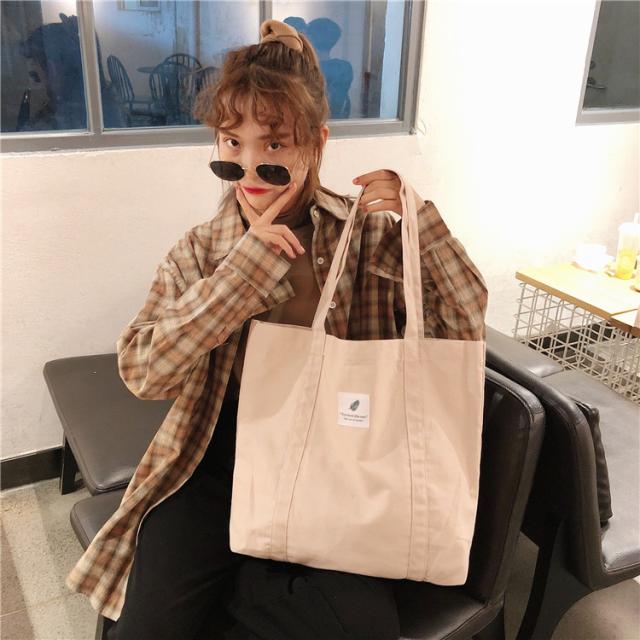 レディース キャンバストートバッグ 旅行や普段使いにカジュアルキャンバスバッグ トートバッグ 縦型トート 大容量ab4 B5サイズ 大の通販はau Pay マーケット Ancy レディース キャンバストートバッグ 旅行や普段使いにカジュアルキャンバスバッグ トートバッグ 縦型トート 大容量ab4 B5サイズ 大の通販はau Pay マーケット Ancy