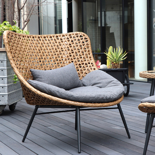 【2/23ポイントUP】リゾネア パーソナルチェア(オットマン付) 組立式 東馬 メーカー直送の通販は