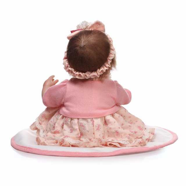 リボーンドール リアル赤ちゃん ハンドメイド海外ドール 衣装とおしゃぶり・哺乳瓶付き おめかしドレスの女の子 新生児ちゃん