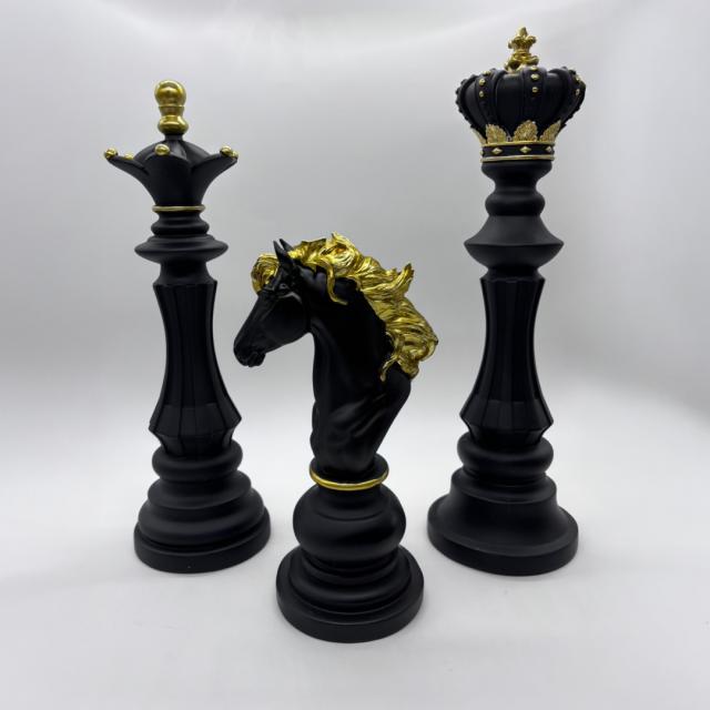 アンティーク調仕上げ・微細な塗装ムラ等あり】チェス 駒 置物 3種類