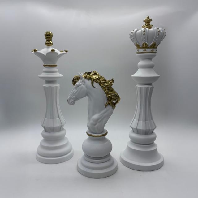 アンティーク調仕上げ・微細な塗装ムラ等あり】チェス 駒 置物 3種類