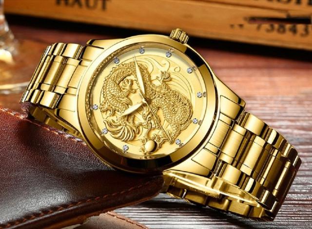 在庫限り】腕時計 盤面ゴールド ゴールドドラゴン 昇竜 風水 アイテム