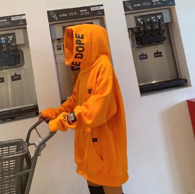 パーカー Oyyビッグフードパーカー ブラックorオレンジ 韓国ファッション パーカー おしゃれ 服 フード付き ペア カップル 服 メンズ レの通販はau Pay マーケット Aio