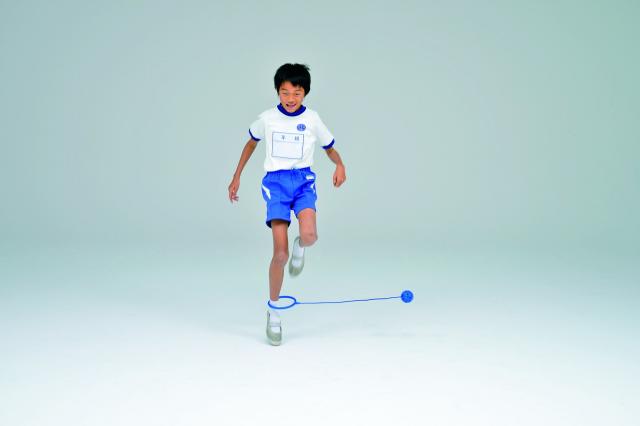 シャトルコック 片足クロケット 子供用フィットネスボール 幼児用サッカー 楽しいゲーム ジャンプボール スキップジャンプの通販はau Pay マーケット ショップ エリカ