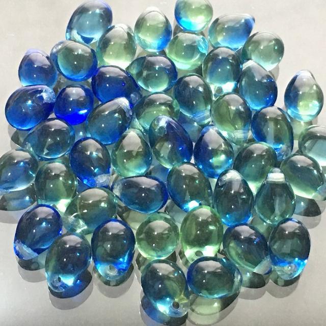8パックセット チェコ ビーズ デザイン ティアードロップ ドロップ しずく ブルーグリーン 約5x7mm 約43個 ピアス イヤリング ブの通販はau Pay マーケット デイジービーズ