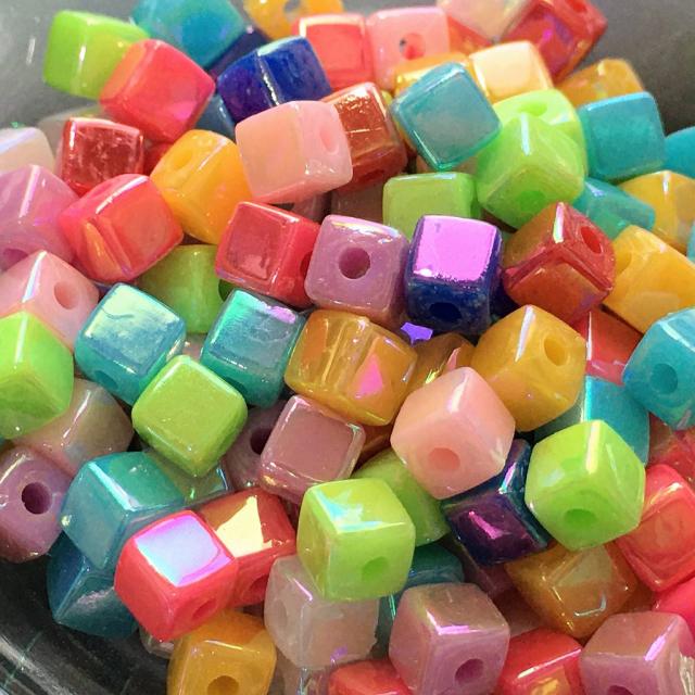 アクリルビーズ キューブ 約4mm 約9g アクリル アクリルビーズ ビーズ ビーズパーツ パーツ アクリルパーツ プラスチックビーの通販はau Pay マーケット デイジービーズ