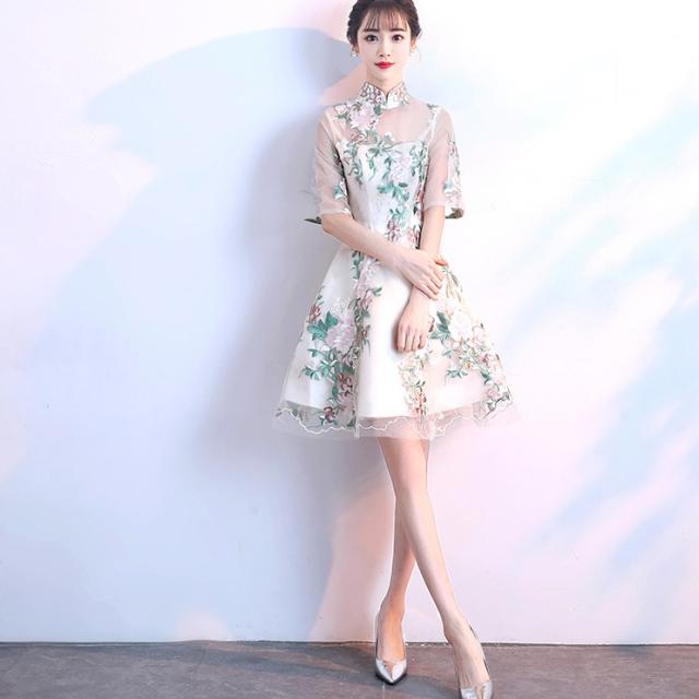 パーティドレス 結婚式 同窓会 二次会 ワンピース 袖あり 代 30代 お呼ばれ 白 ショート丈 刺繍 シースルー チャイナ風 チュールの通販はau Pay マーケット La Vie En Rose