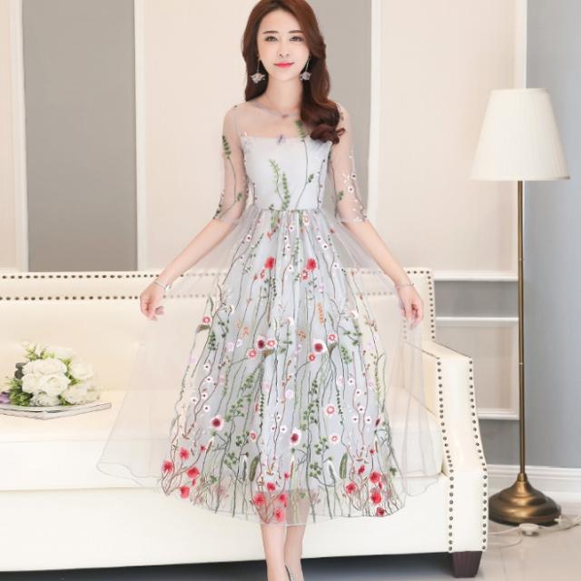 パーティードレス 結婚式 同窓会 二次会 ワンピース 袖あり 代 30代 大人 お呼ばれ ロング 刺繍 シフォン シースルー 花柄 可愛いの通販はau Pay マーケット La Vie En Rose