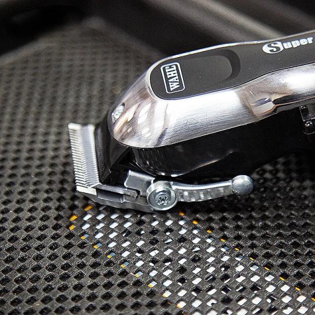 WAHL ウォール スーパーテーパー・プロ Super taper Pro バリカン コードレス コード兼用 ヘアクリッパー クロムメッキブレード フェードカット プロ用 精密カット パワフル 静音 プロフェッショナル 業務用 正規品 送料無料 サロン品質 プロバリカン