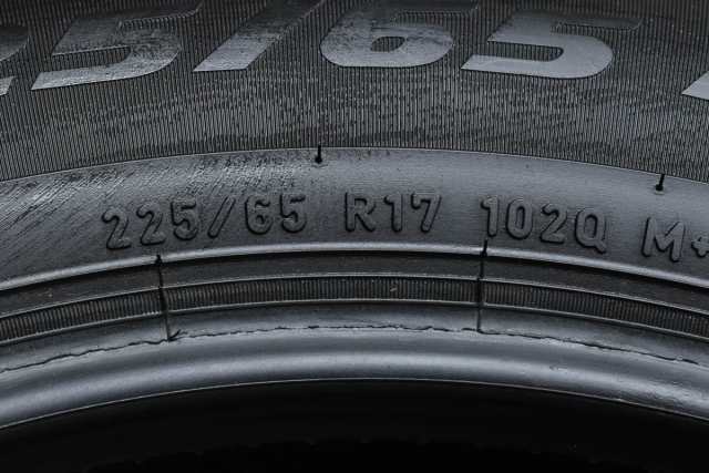 中古 スタッドレス タイヤ 4本セット 225/65R17 102Q スタッドレスタイヤのみ 【 ピレリ 製 アイスアシンメトリコ】