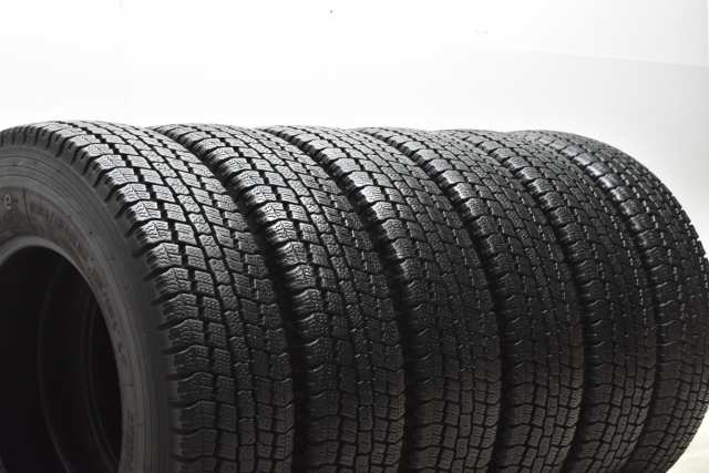 送料無料格安良品! スタッドレス 195/85R15 113/111L 4本／BS W979 8分上 2020年 送料込23000円～ A3595 タイヤ