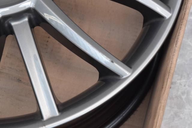 マセラティ純正ホイール 8.5J 20インチ +52 5H PCD114.3 1本のみ[WH337] 中古 ホイール マセラティ 1本セット 20インチ 8.5J×20+52 PCD 114.3