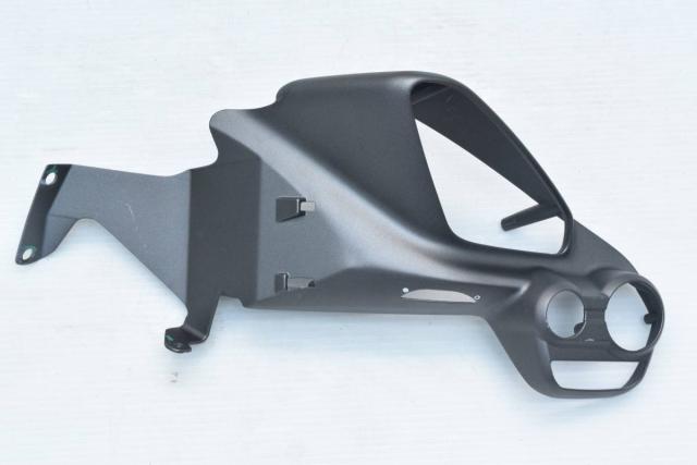 【中古】フェラーリ純正 運転席側 エアコン 吹き出し口 右側 1個【K19238-98KT-KT】の通販は