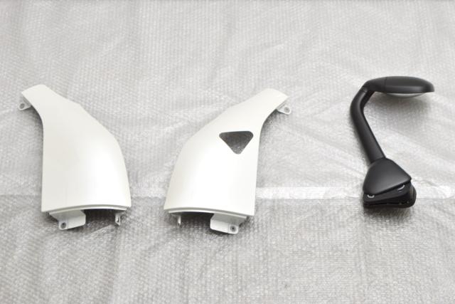 中古 トヨタ 200系 ハイエース 7型 純正 コーナーパネル 左右セット+ガッツミラー 1台分 パールホワイト系の通販は