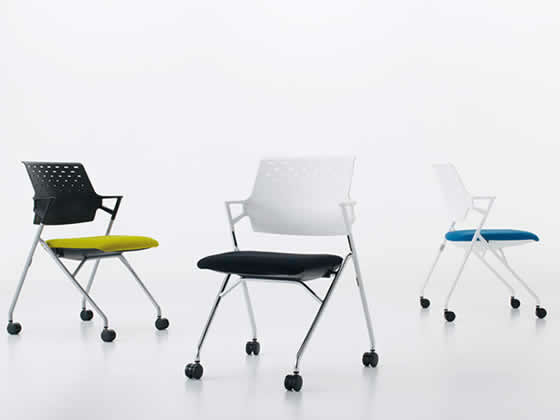 コクヨ/ピエガ 背クッション ブラックシェル メッキ脚 タンジェリン(V) キャスター付きチェア ミーティン コクヨ&frasl;ピエガ 背クッション ブラックシェル メッキ脚 タンジェリン(W