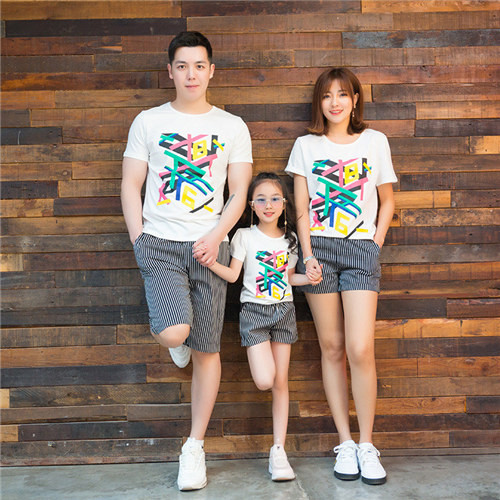 親子 ペアルック 赤ちゃん ペアtシャツ 半袖 ショートパンツ 上下セット リンク コーデ ペアルック パロディ Tシャツ ブランド 親子ペアの通販はau Pay マーケット Gt Smile