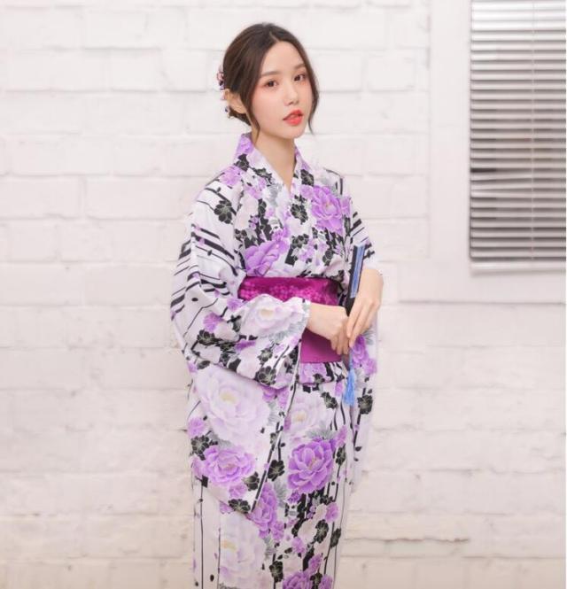 人気 19レディース浴衣 女性浴衣 大人 女の子 ゆかた 3点セット 浴衣 帯 下駄 花柄 古典 花火大会 夏日祭 人気 おしゃれ 紫の通販はau Pay マーケット Laurier
