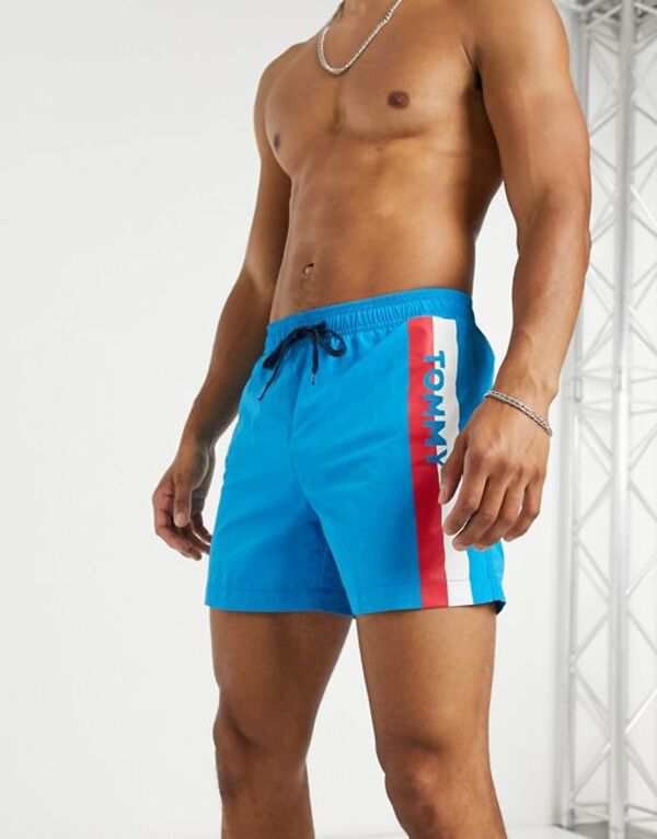 トミー ヒルフィガー メンズ ハーフパンツ・ショーツ 水着 Tommy Hilfiger medium length swim short in  azure blue Azureの通販はau PAY マーケット - Revida | au PAY マーケット－通販サイト