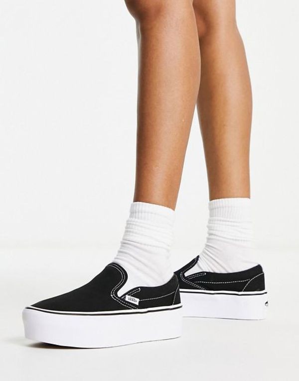バンズ レディース スニーカー シューズ Vans Classic Slip-On stackform sneakers in black/white Blackの通販は