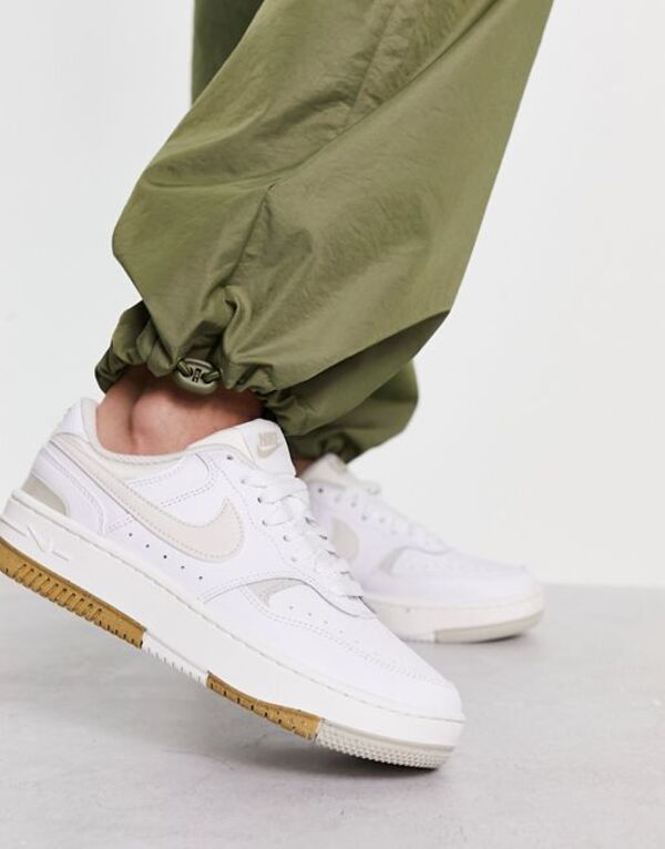 ナイキ レディース スニーカー シューズ Nike Gamma Force sneakers in white & stone WHITE