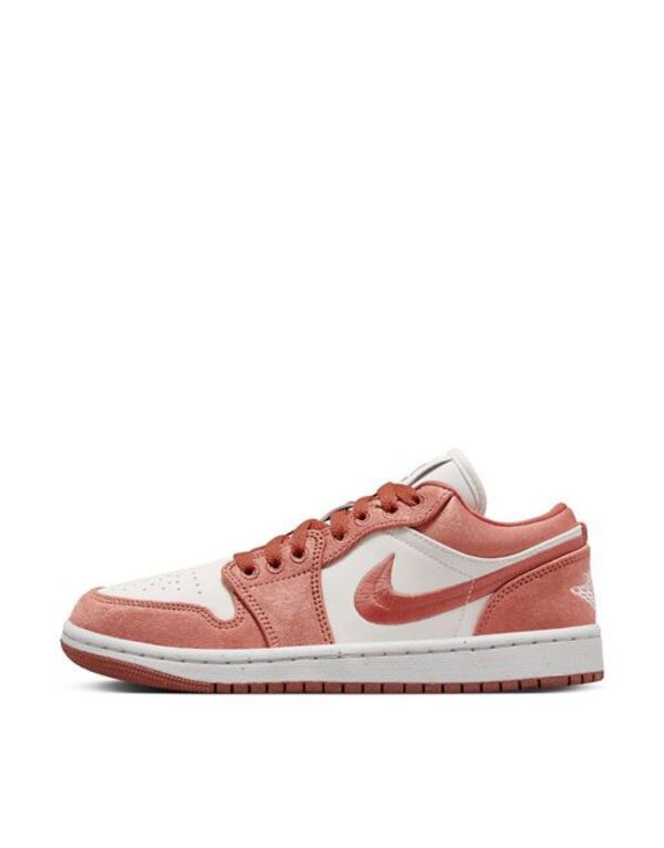 ジョーダン レディース スニーカー シューズ Nike Air Jordan 1 Low SE sneakers in orange & white ORANGE