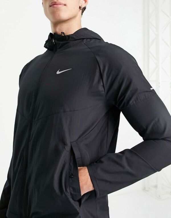 ナイキ メンズ Tシャツ トップス Nike Running Dri-FIT Element half-zip top in black Black