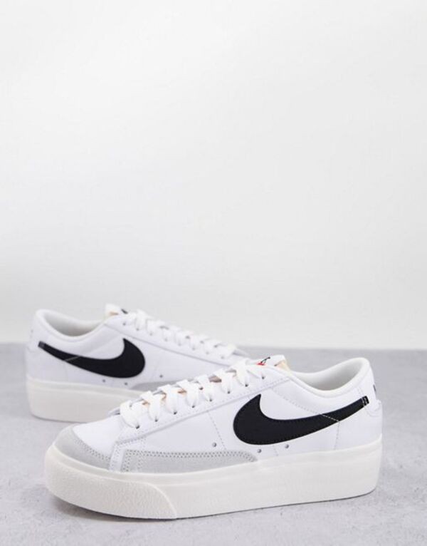 ナイキ レディース スニーカー シューズ Nike Blazer Low Platform sneakers in white and black WHITE