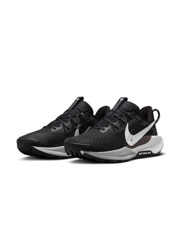 ナイキ レディース スニーカー シューズ Nike Running Pegasus Trail 5 sneakers in black and white Black