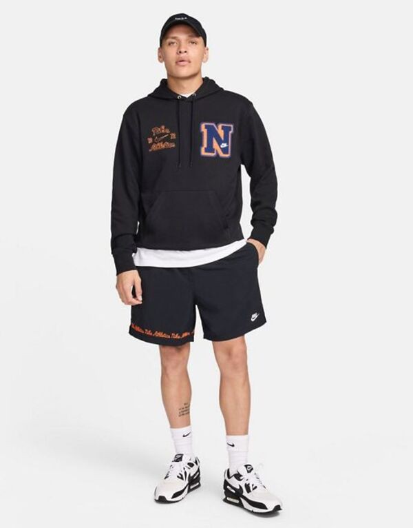 ナイキ メンズ ハーフパンツ・ショーツ ボトムス Nike Club varsity shorts in black Black