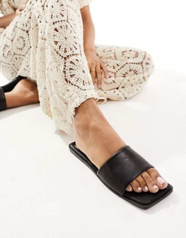 エイソス レディース サンダル シューズ ASOS DESIGN Fig square toe flat sandals in black BLACK PU