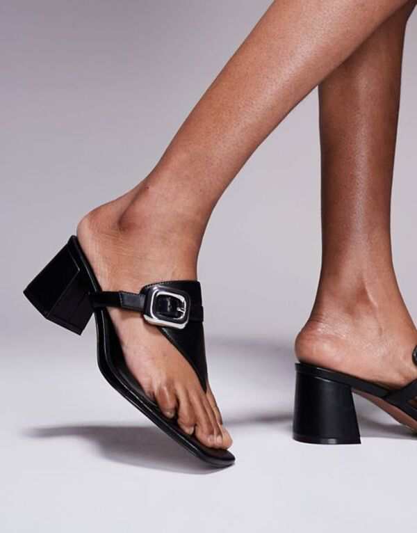 エイソス レディース サンダル シューズ ASOS DESIGN Hickery buckle detail toe thong block heeled mid sandals in black Black