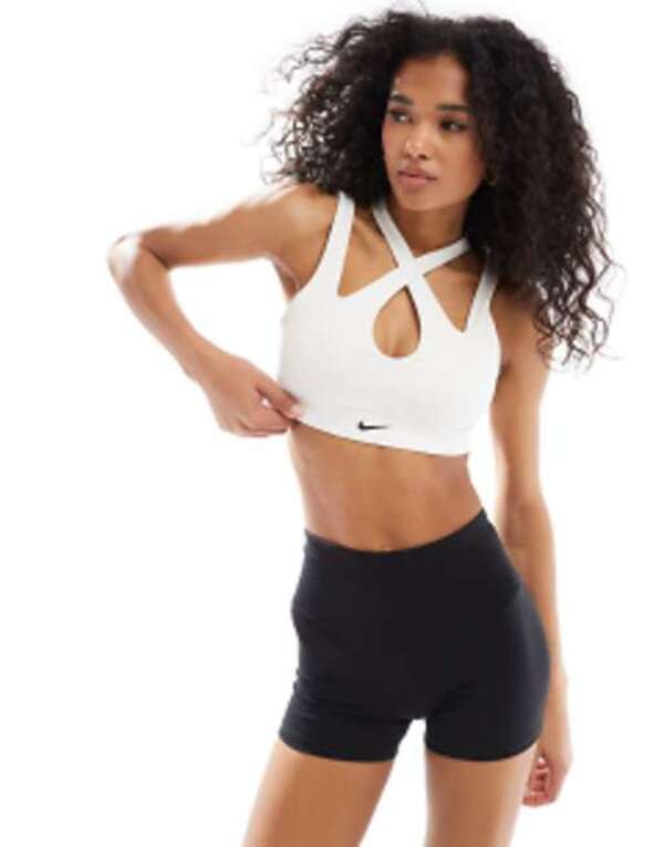 ナイキ レディース ブラジャー アンダーウェア Nike Training Indy freestyle light support sports bra in white WHITE