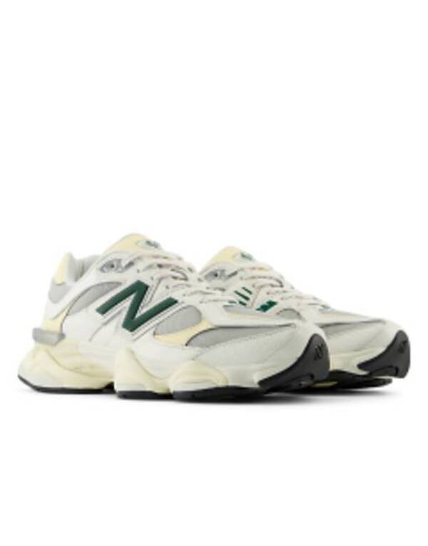 ニューバランス レディース スニーカー シューズ New Balance 9060 sneakers in white with green and gray details WHITE