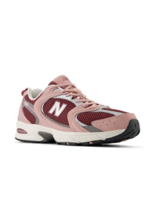 ニューバランス レディース スニーカー シューズ New Balance 530 sneakers in pink and burgundy REDの通販はミドルカットスニーカー