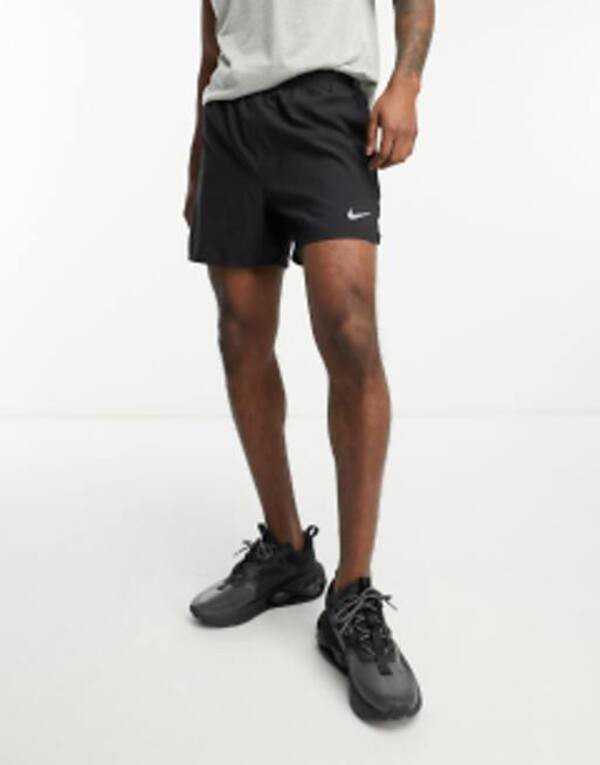 ナイキ メンズ ハーフパンツ・ショーツ ボトムス Nike Running Dri-FIT Challenger 5-inch shorts in black Black