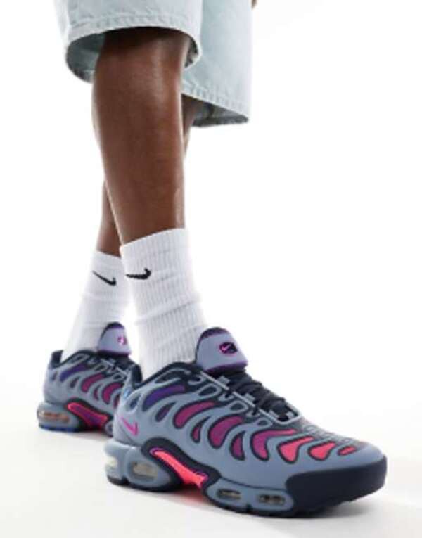 ナイキ メンズ スニーカー シューズ Nike Air Max Plus Drift sneakers in gray and purple Gray