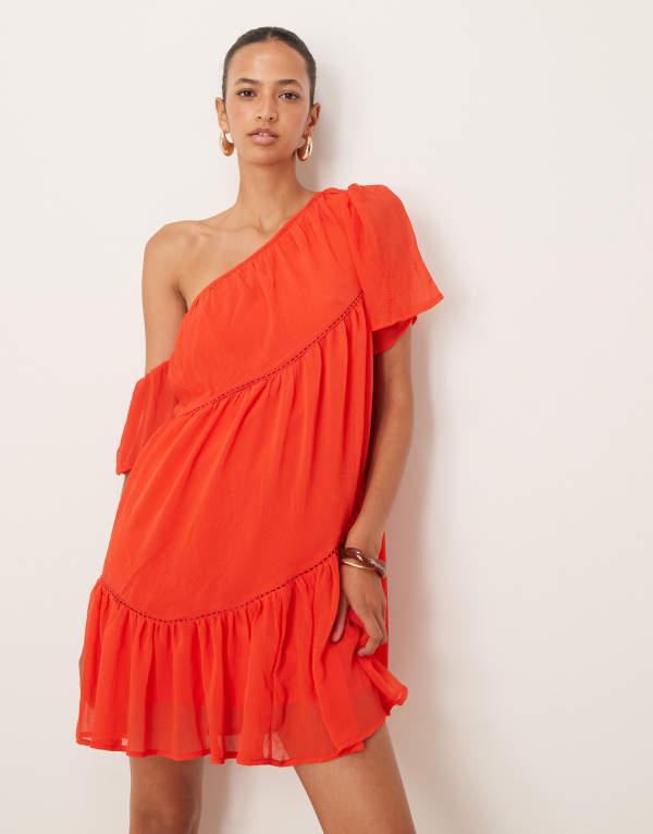 DIANE VON FURSTENBERG レースラップワンピース赤系 JULIANNA 即 DIANE VON FURSTENBERG レースラップワンピース赤系 JULIANNA 即