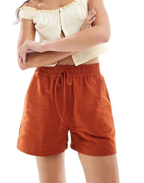 エイソス レディース ハーフパンツ・ショーツ ボトムス ASOS DESIGN tie waist pull on shorts with linen in terracotta Terracottaの通販は