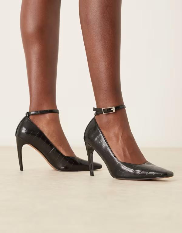 クラネ CLANE ラインストラップ パンプス LINE STRAP PUMPS【2021 新作】 クラネ CLANE ラインストラップ パンプス LINE STRAP PUMPS【2021 新作】