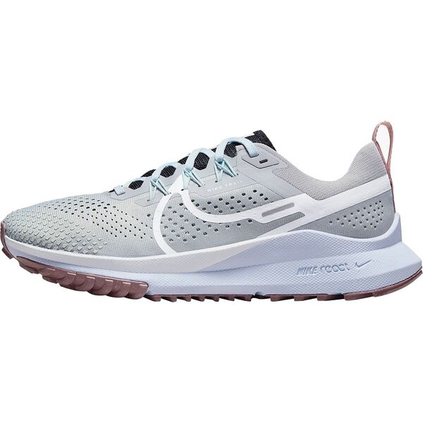 ナイキ レディース スニーカー シューズ React Pegasus Trail 4 Trail Running Shoe - Women's Light Smoke Grey/White-Black-Glacier Blの通販は