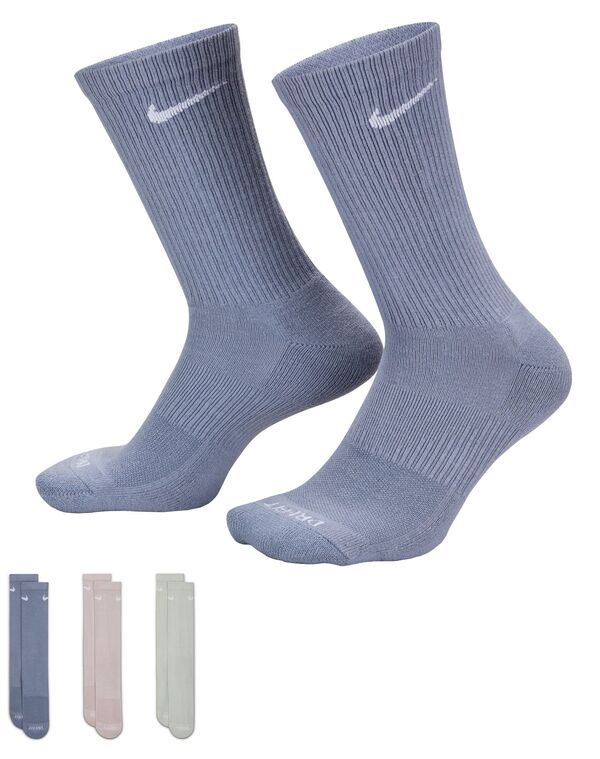 ナイキ レディース 靴下 アンダーウェア Nike Dri-FIT Everyday Plus Cushion Crew Socks - 3 Pack Slate/Violet/Silverの通販は 8,980円