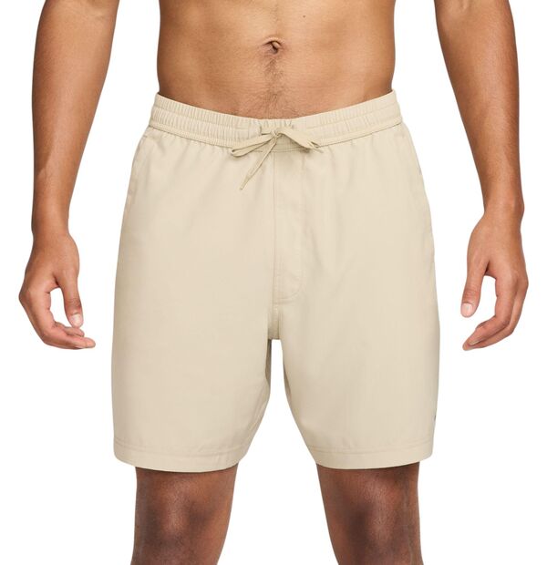 ナイキ メンズ ハーフパンツ・ショーツ ボトムス Nike Men's Dri-FIT Form 7" Unlined Versatile Shorts Desert Khakiの通販は