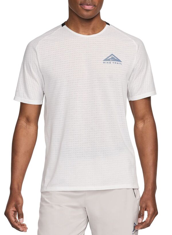 ナイキ メンズ シャツ トップス Nike Men's Dri-FIT Trail Solar Chase Short-Sleeve Trail Running T-Shirt Summit Whiteの通販は 15,360円