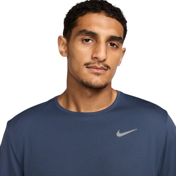 ナイキ メンズ シャツ トップス Nike Men's Dri-FIT UV Miler Short-Sleeve Running Shirt Thunder Blue カジュアルシャツ