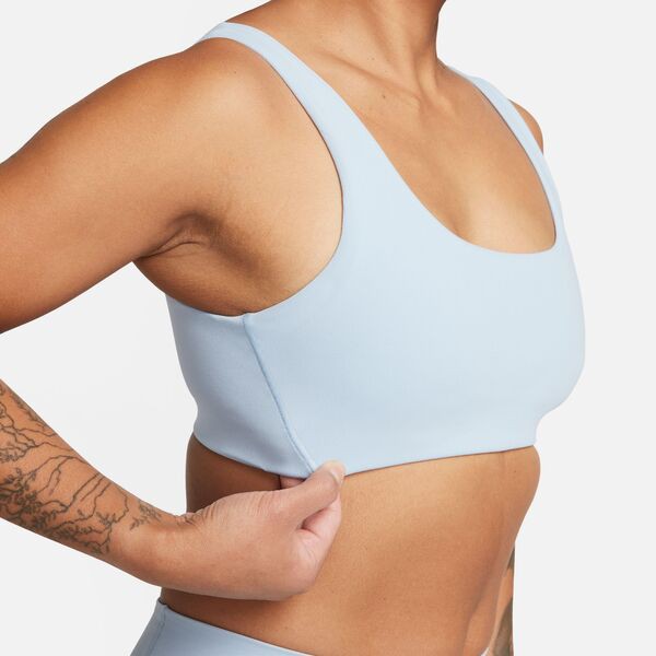 ナイキ レディース ブラジャー アンダーウェア Nike Women's One Scoop Light-Support Lightly Lined U-Neck Sports Bra Lt Armory Blue