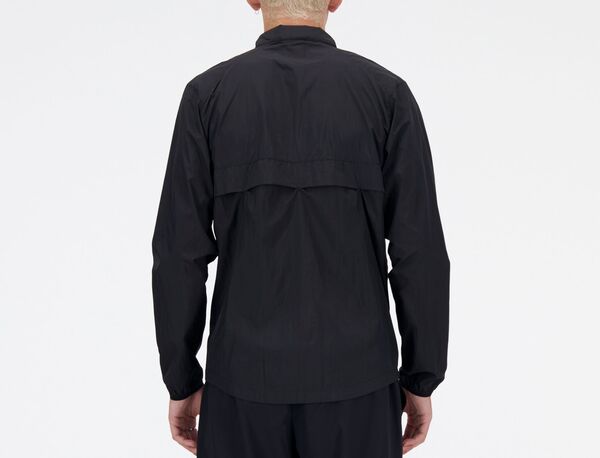 ニューバランス メンズ ジャケット・ブルゾン アウター New Balance Men's Athletics Packable Jacket Blackの通販は