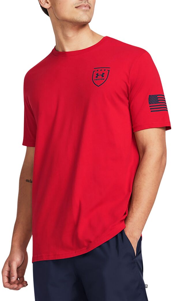 アンダーアーマー メンズ Tシャツ トップス Under Armour Men's Freedom Eagle Short Sleeve T-Shirt Red/Midnight Navyの通販は 8,564円