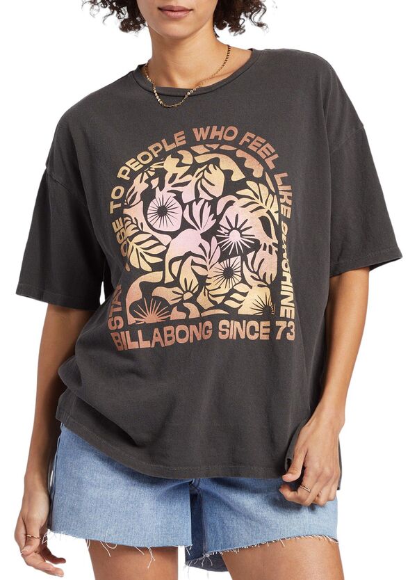 ビラボン レディース Tシャツ トップス Billabong Women's Feel Like Sunshine T-Shirt Off Blackの通販は